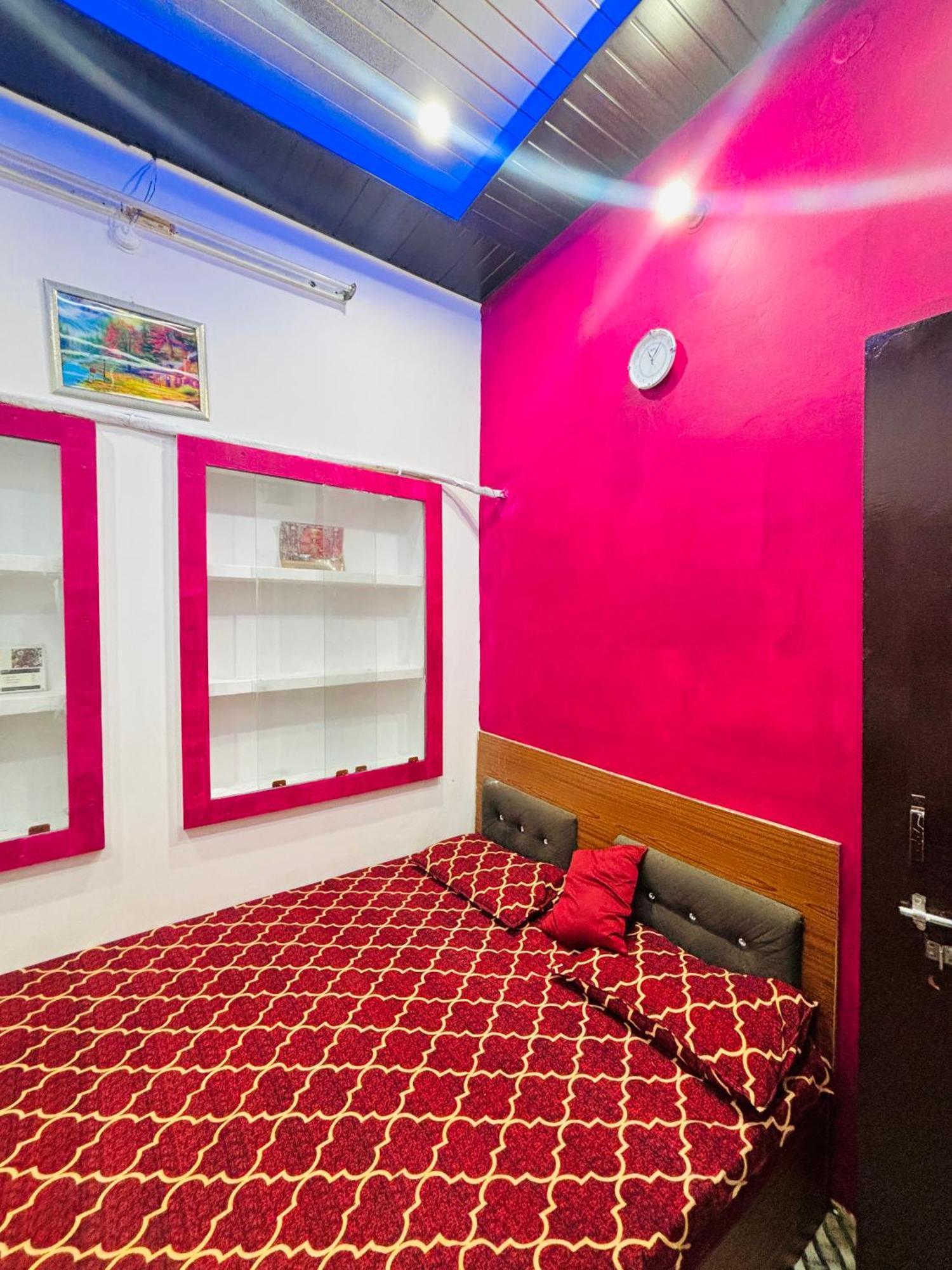 Shivalay Paying Guest House Βαρανάσι Εξωτερικό φωτογραφία
