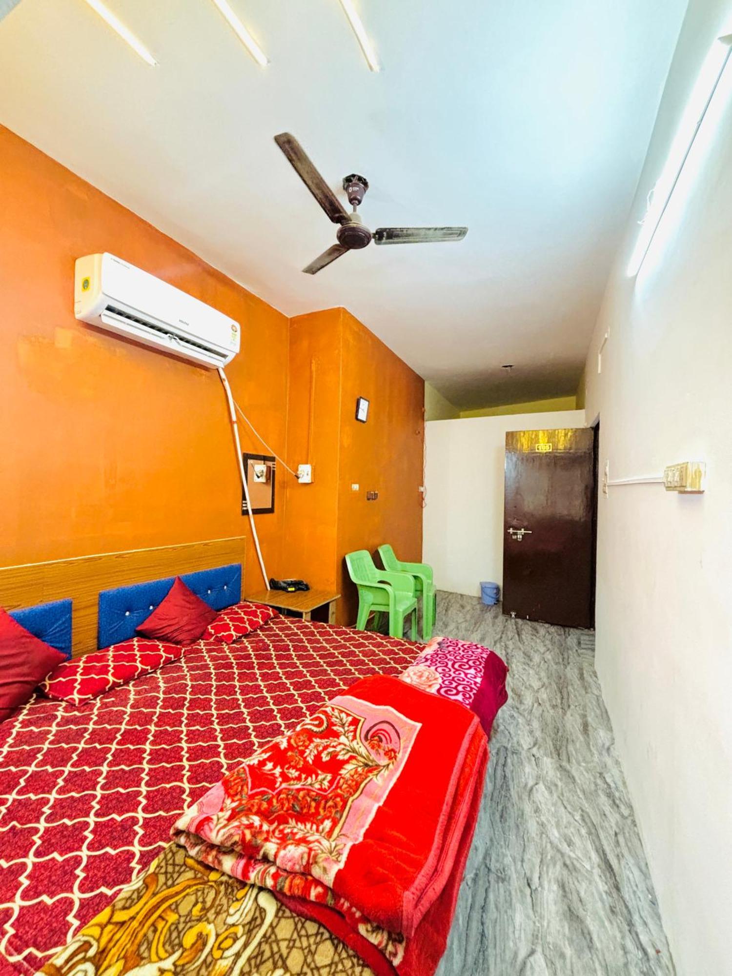 Shivalay Paying Guest House Βαρανάσι Εξωτερικό φωτογραφία