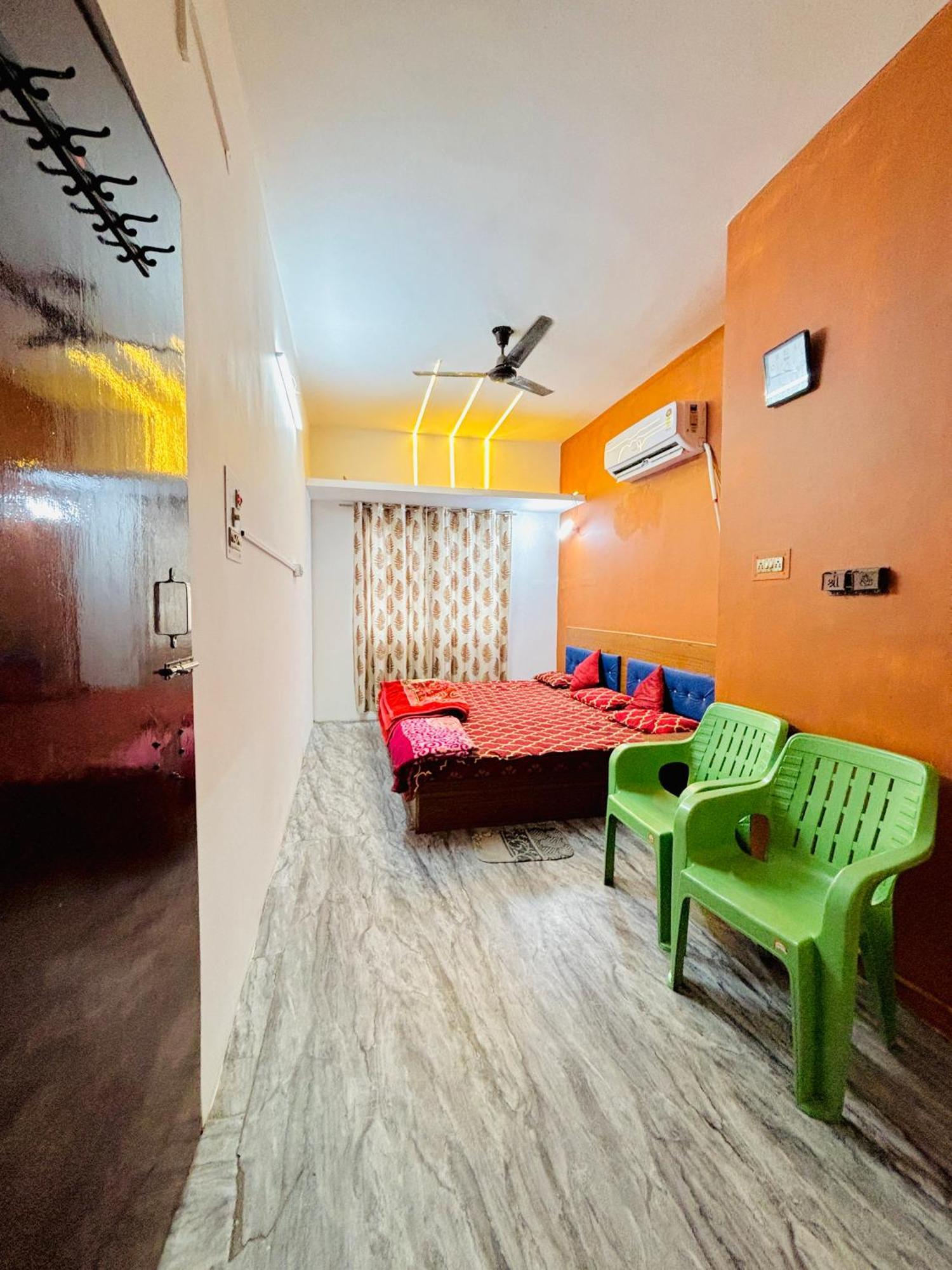 Shivalay Paying Guest House Βαρανάσι Εξωτερικό φωτογραφία